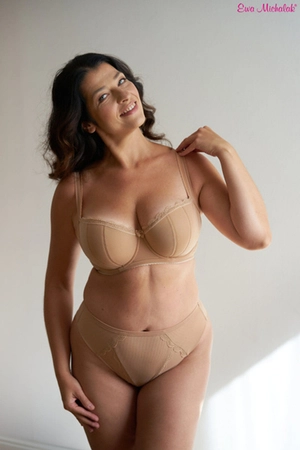 Bra padded beige CHP Teinka