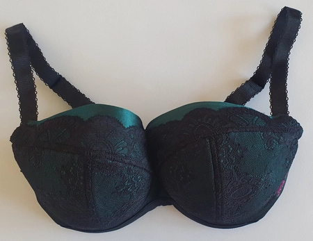 Padded black bra S Prototype No. 18