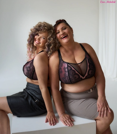 Top without underwire black with pink Top FB Rosa Bella