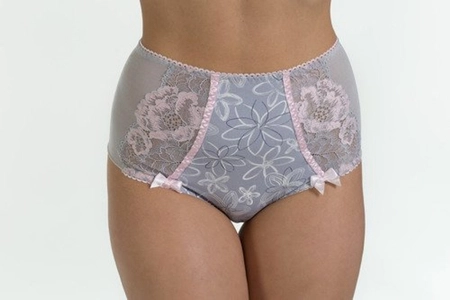 High briefs Szaron