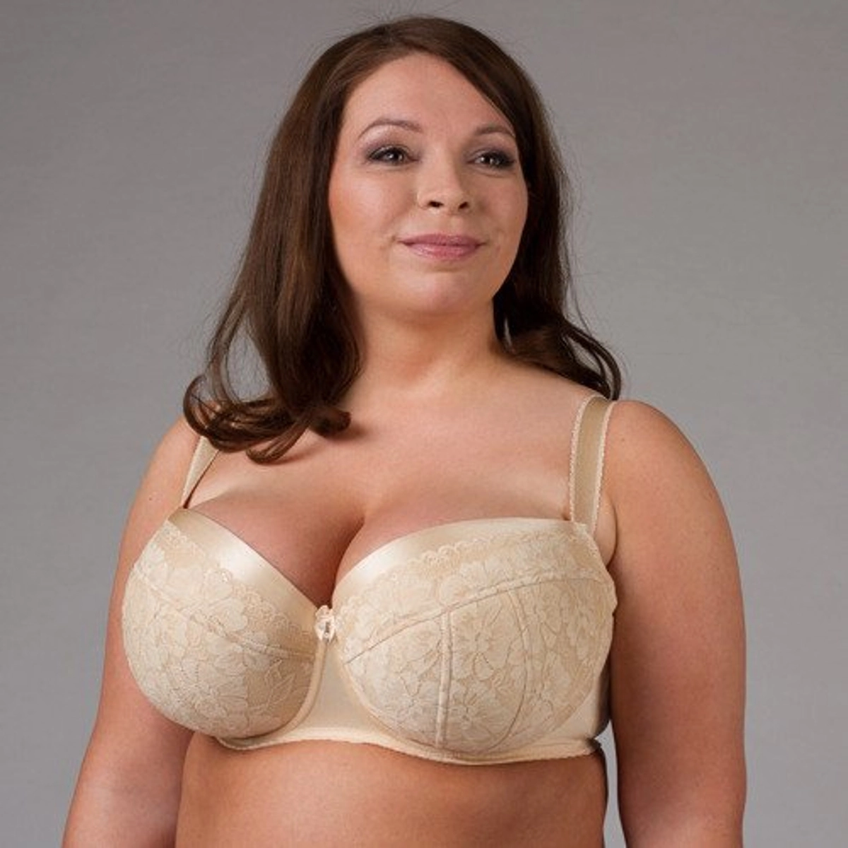 Bra padded beige PL Triumf